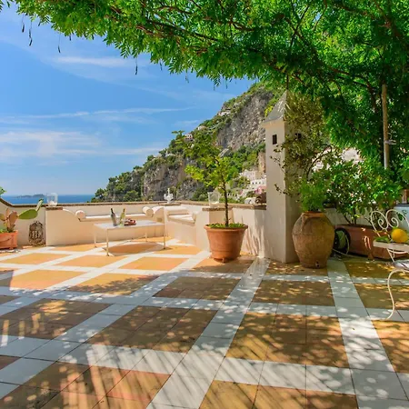 Trara Villa Positano
